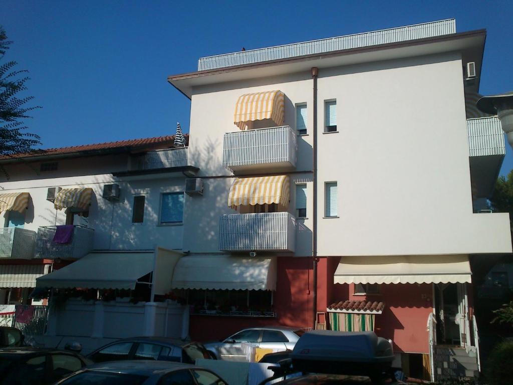 Hotel La Parigina Lignano Sabbiadoro Exterior foto